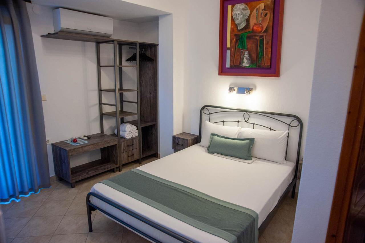 Alexandros Hotel Apartments Vourvourou Extérieur photo