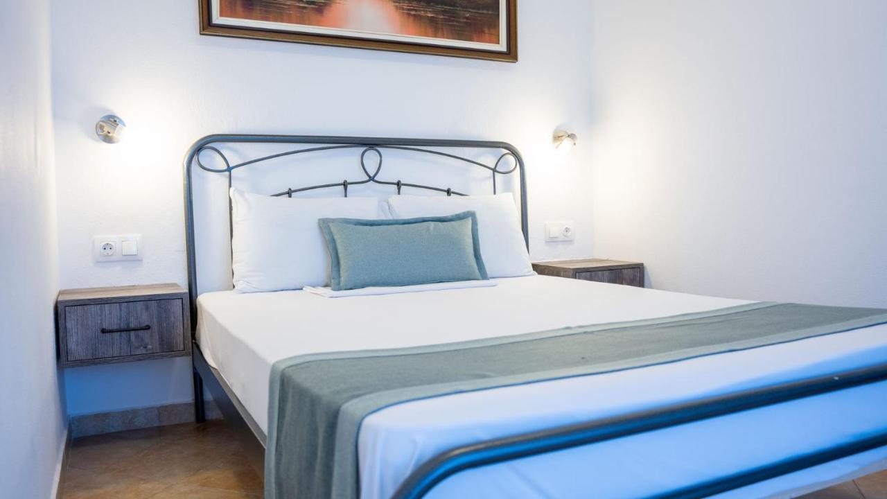 Alexandros Hotel Apartments Vourvourou Extérieur photo