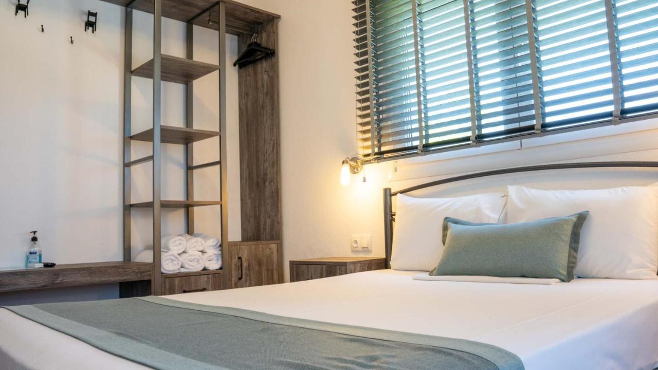 Alexandros Hotel Apartments Vourvourou Extérieur photo