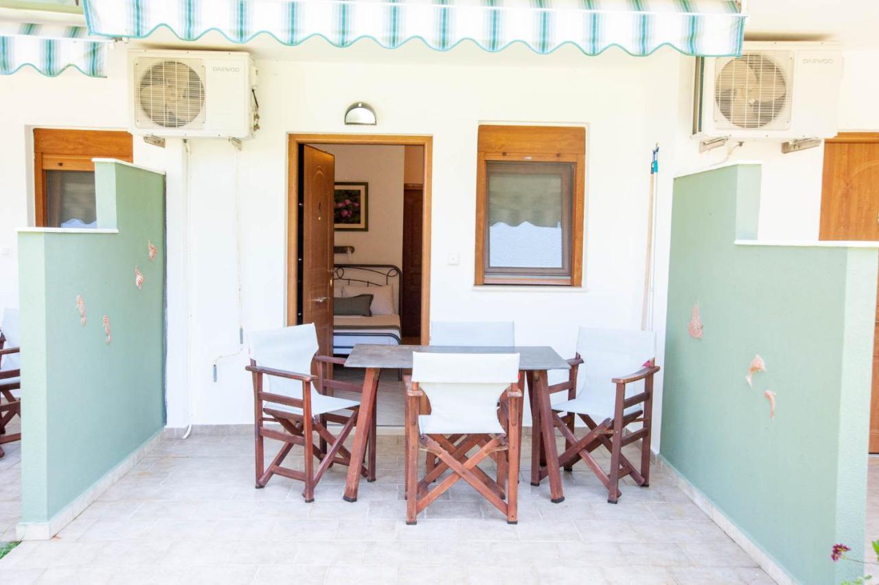 Alexandros Hotel Apartments Vourvourou Extérieur photo
