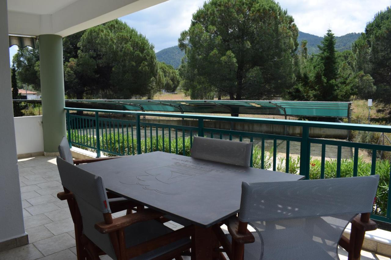 Alexandros Hotel Apartments Vourvourou Extérieur photo
