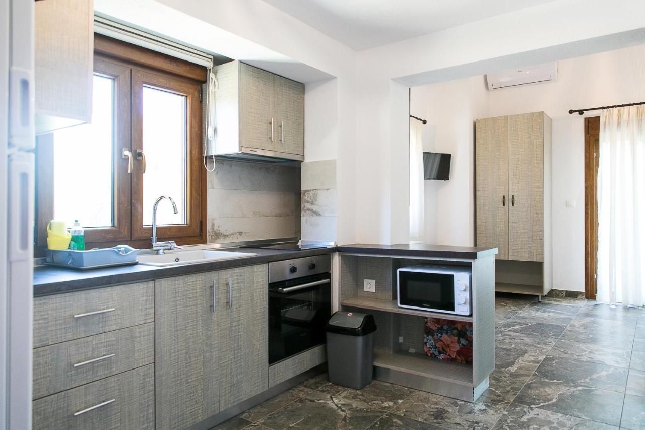 Alexandros Hotel Apartments Vourvourou Extérieur photo